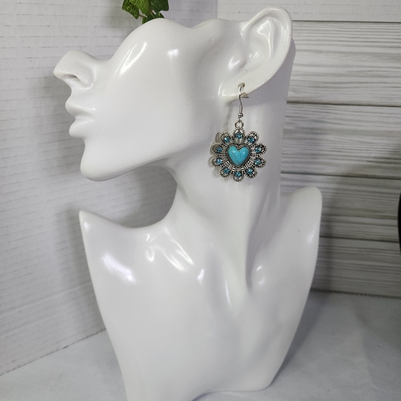 Boho Silver Turquoise Color Natural Stone Heart Flower Earrings New - Picture 5 of 7